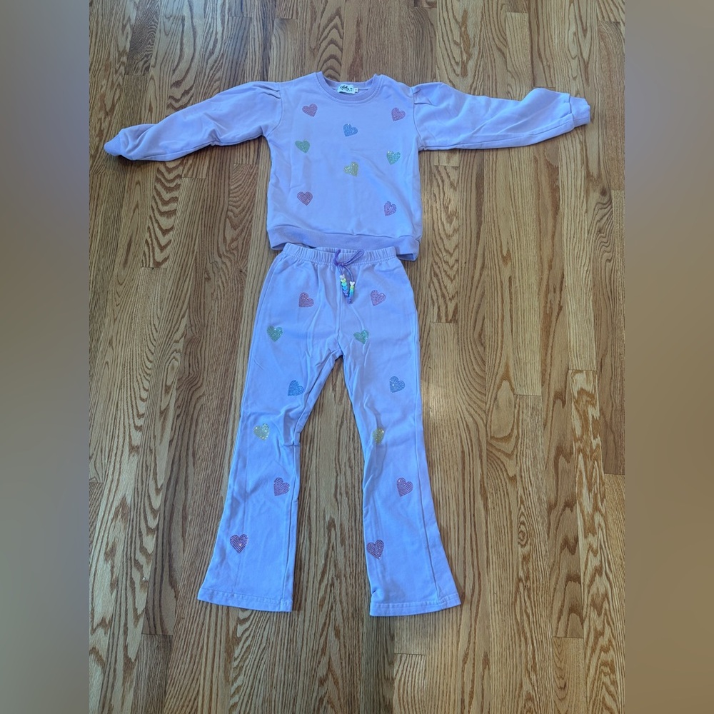 Lola and the Boys star sweatsuit; size 8